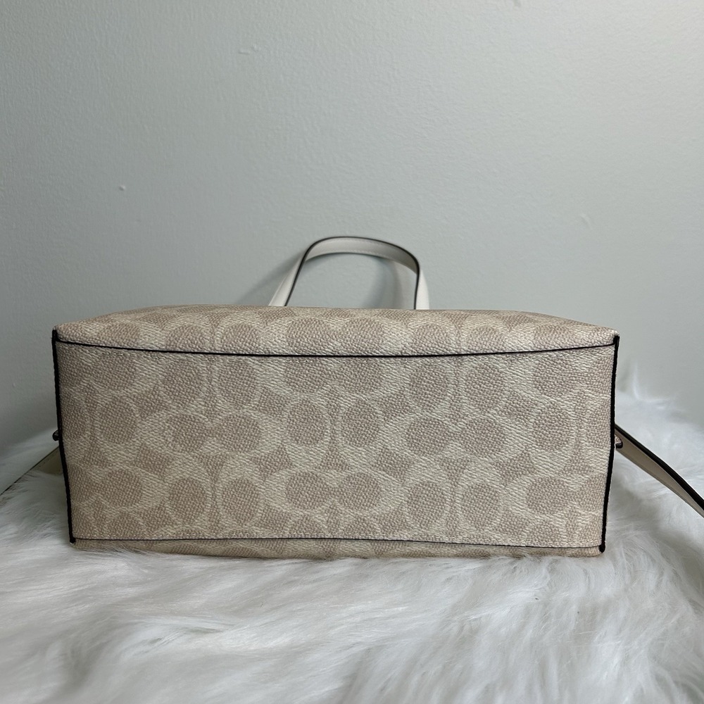 Coach Mollie Tote 25 Sand Chalk Signature Canvas Leather Bag NEW - Picture 8 of 13